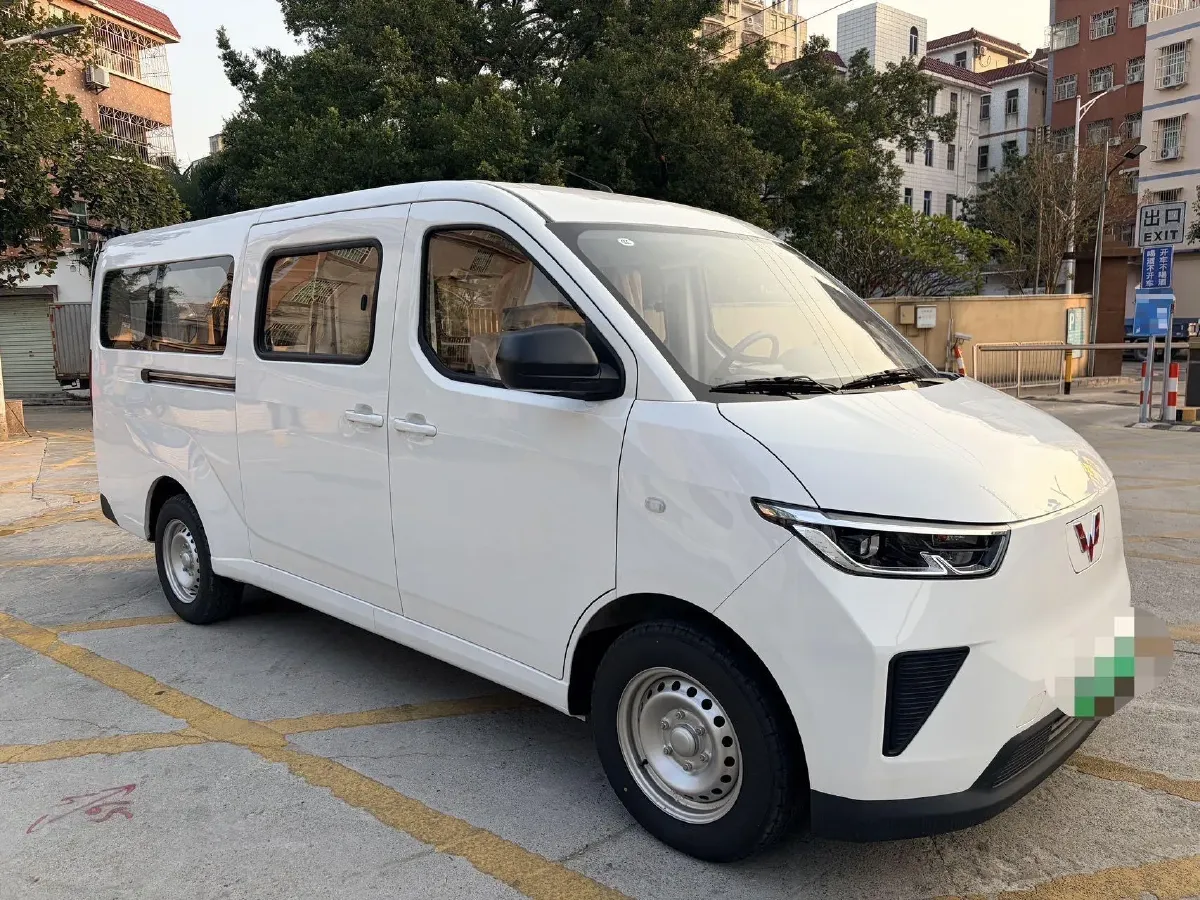 2024 WuLing YangGuang BEV 41.9KWH,autocango,china used car exporter,china ev exporter,chinese used car exporter,chinese used ev exporter