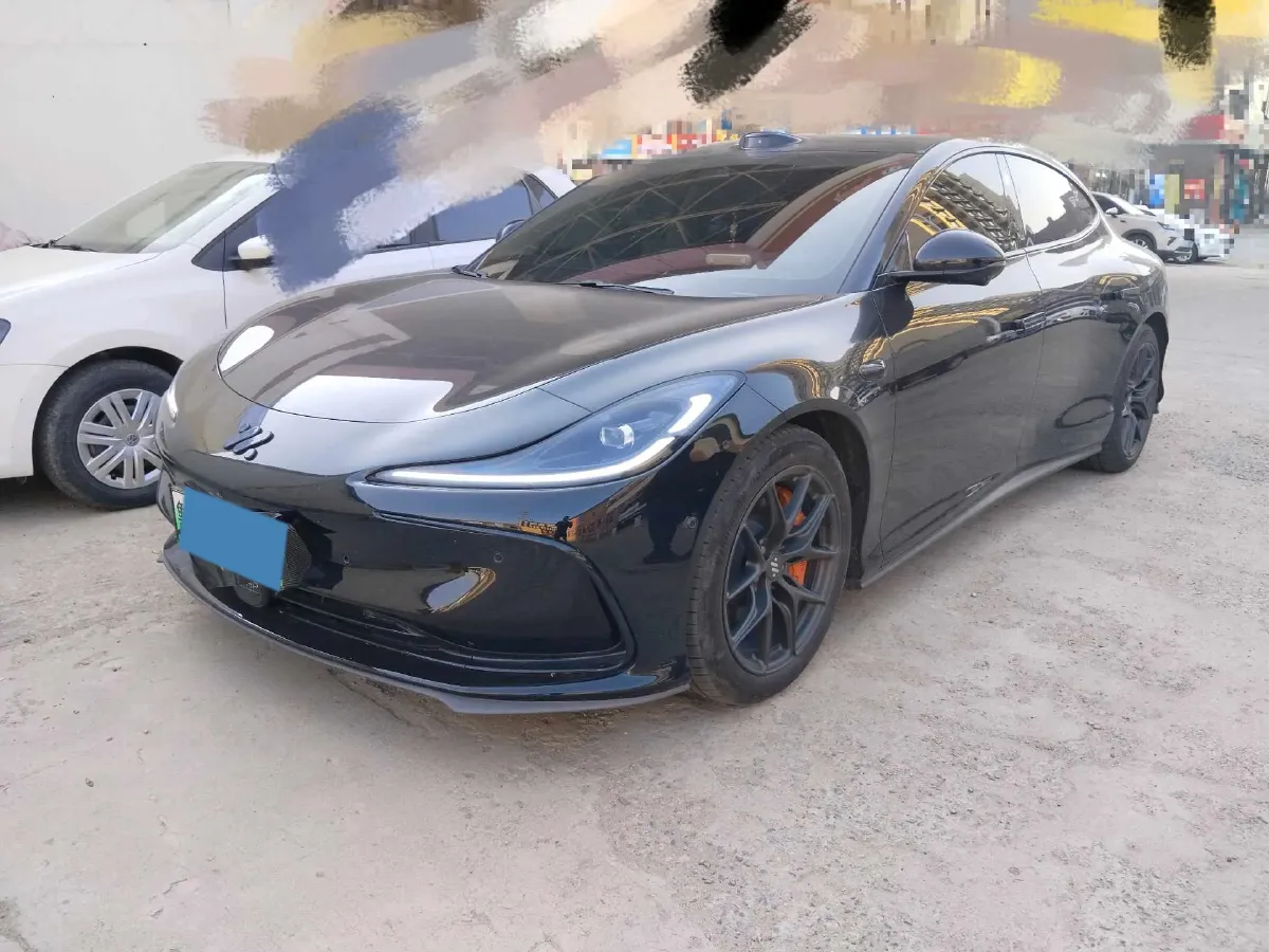 2024 IM L6 BEV 75KWH,autocango,china used car exporter,china ev exporter,chinese used car exporter,chinese used ev exporter