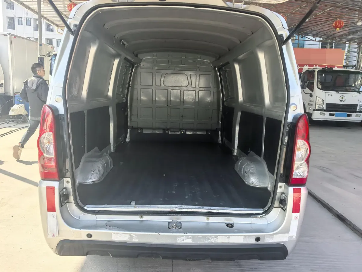 2020 WuLing EV50 BEV 43.2KWH,autocango,china used car exporter,china ev exporter,chinese used car exporter,chinese used ev exporter