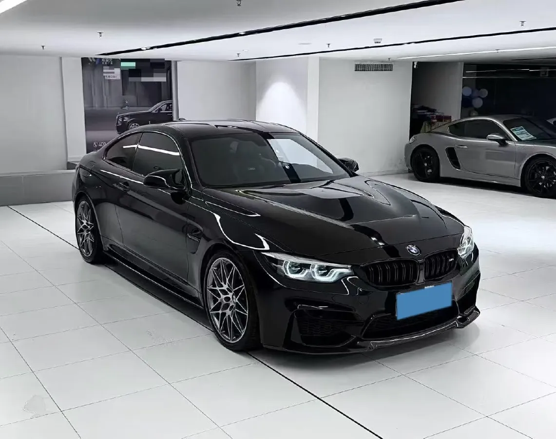 2019 BMW M4 3.0T 450HP L6 7DCT,autocango,china used car exporter,china ev exporter,chinese used car exporter,chinese used ev exporter