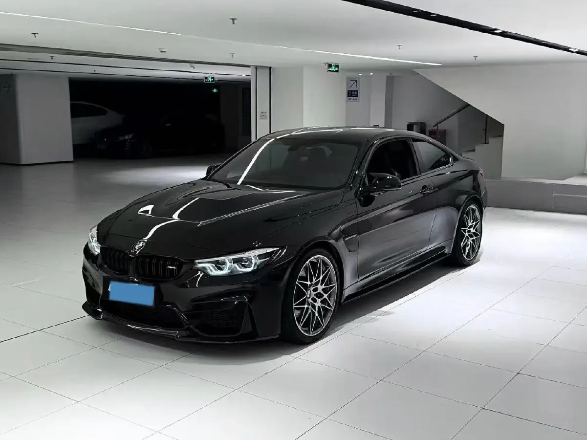 2019 BMW M4 3.0T 450HP L6 7DCT