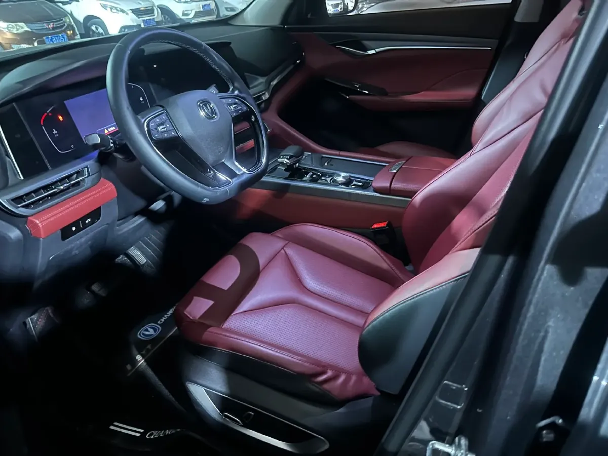 2022 ChangAn CS75 Plus 2.0T 233HP L4 8AT,autocango,china used car exporter,china ev exporter,chinese used car exporter,chinese used ev exporter