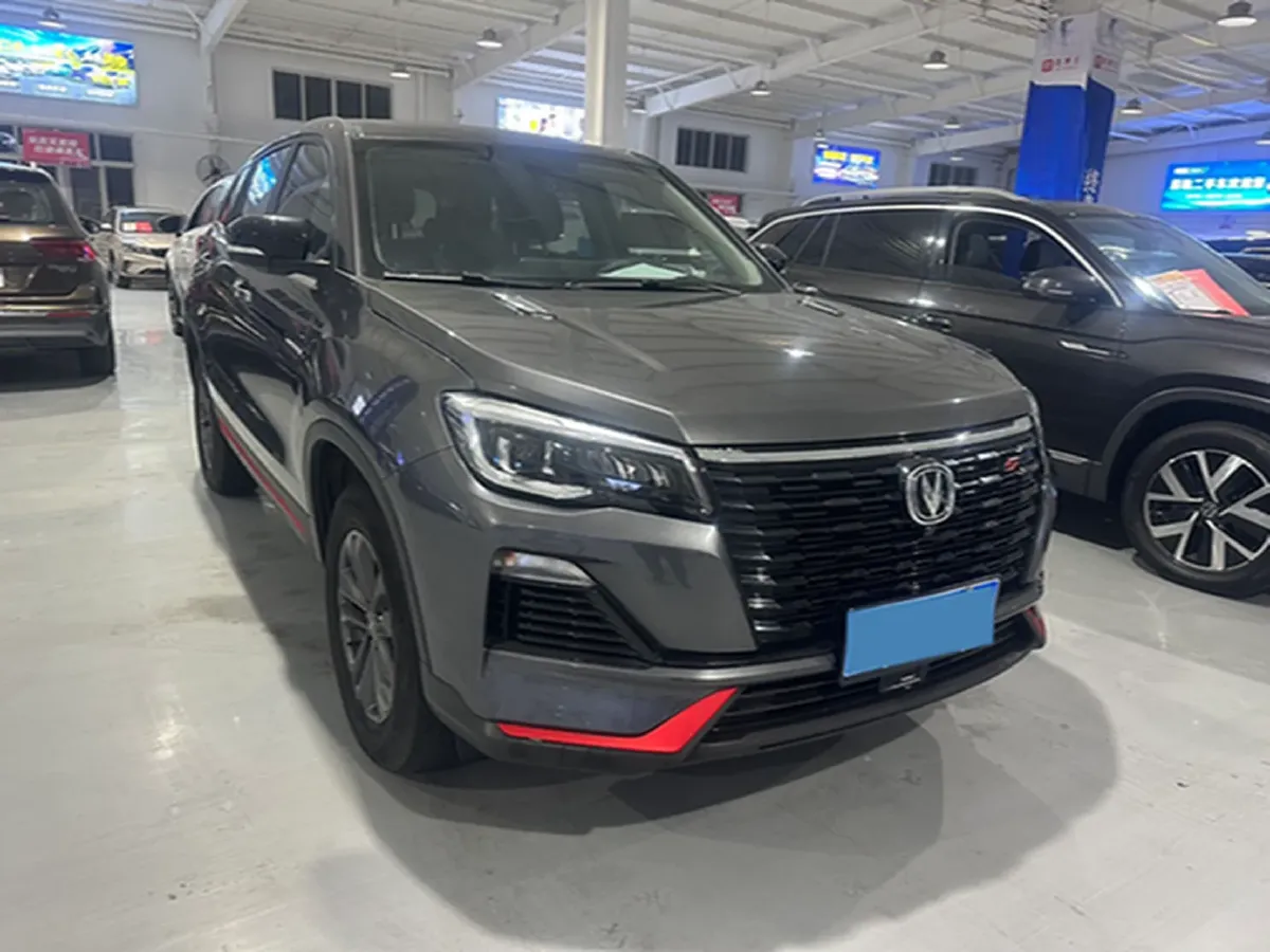 2023 ChangAn CS75 1.5T 188HP L4 6MT,autocango,china used car exporter,china ev exporter,chinese used car exporter,chinese used ev exporter