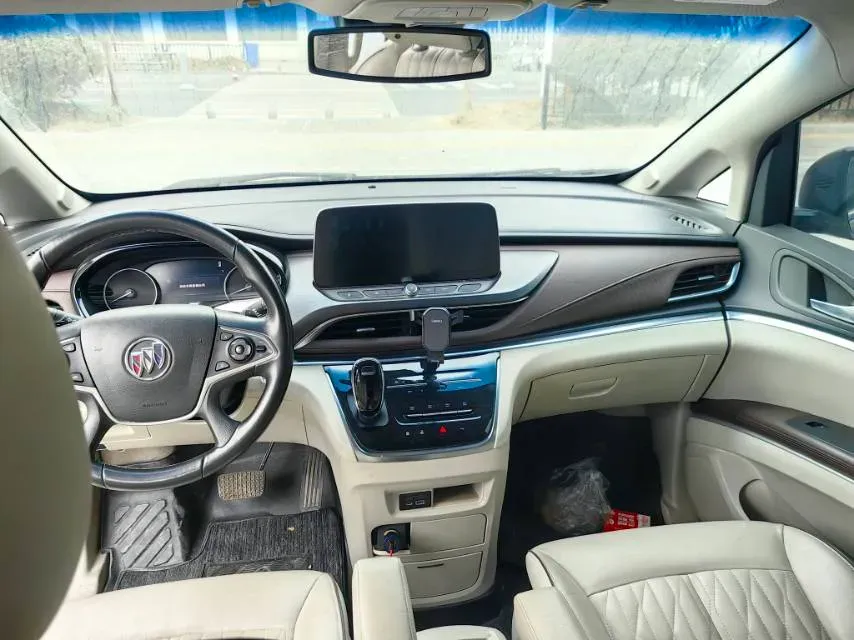 2021 Buick GL8 2.0T 237HP L4 9AT,autocango,china used car exporter,china ev exporter,chinese used car exporter,chinese used ev exporter