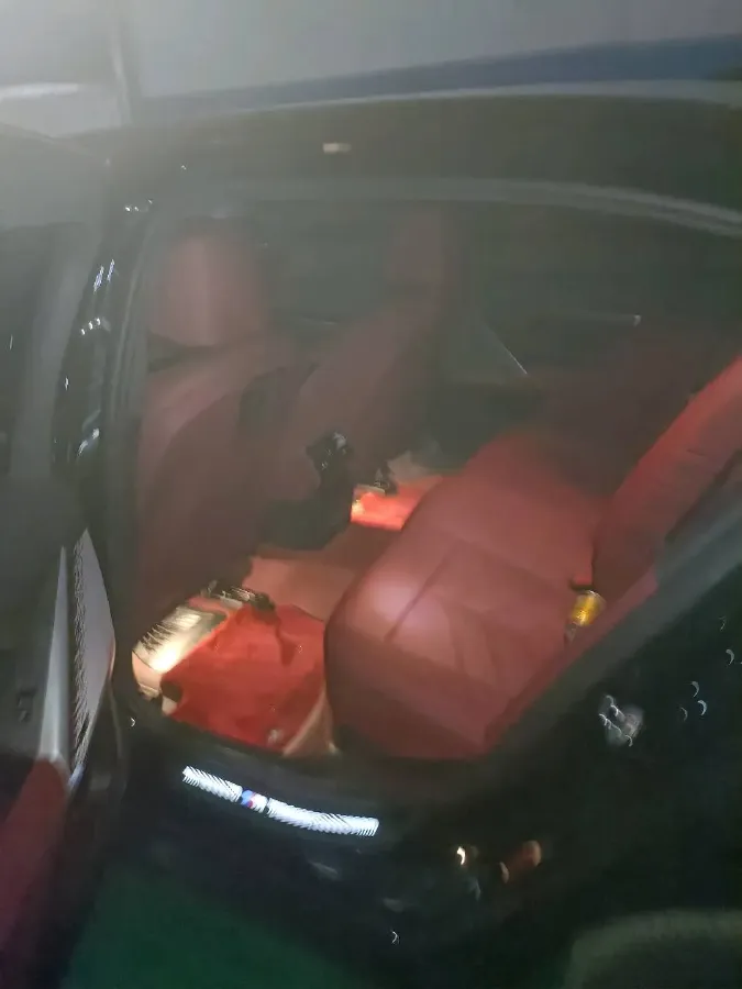 2025 BMW 5 Series 2.0T 258HP L4 8AT,autocango,china used car exporter,china ev exporter,chinese used car exporter,chinese used ev exporter