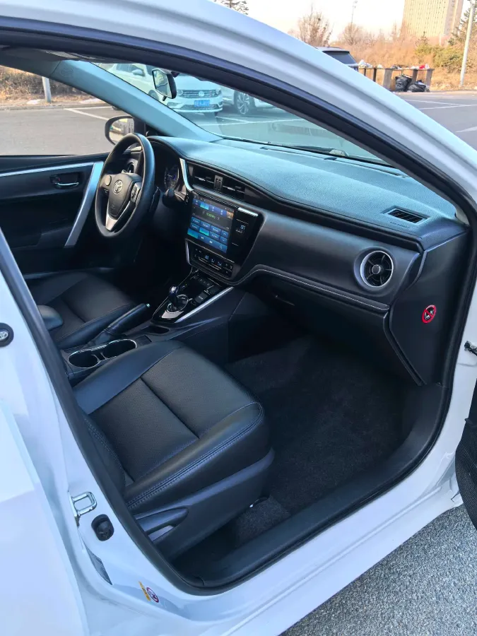 2017 Toyota Corolla 1.2T 116HP L4 CVT,autocango,china used car exporter,china ev exporter,chinese used car exporter,chinese used ev exporter