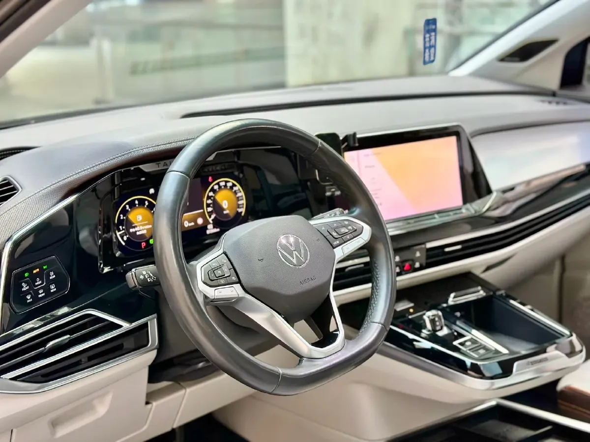 2021 Volkswagen Talagon 2.5T 299HP V6 7DCT,autocango,china used car exporter,china ev exporter,chinese used car exporter,chinese used ev exporter