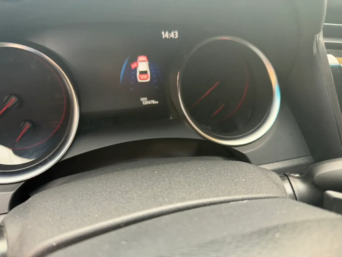 2019 Toyota Camry 2.5L 209HP L4 8AT,autocango,china used car exporter,china ev exporter,chinese used car exporter,chinese used ev exporter