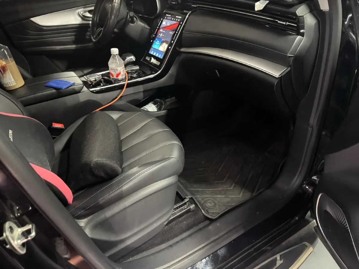 2020 Honda Vezel 1.5T 177HP L4 CVT,autocango,china used car exporter,china ev exporter,chinese used car exporter,chinese used ev exporter