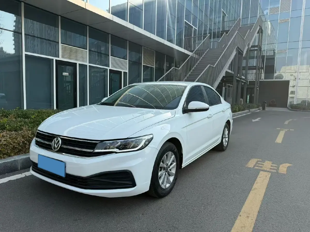 2021 Volkswagen Bora 1.5L 113HP L4 6AT