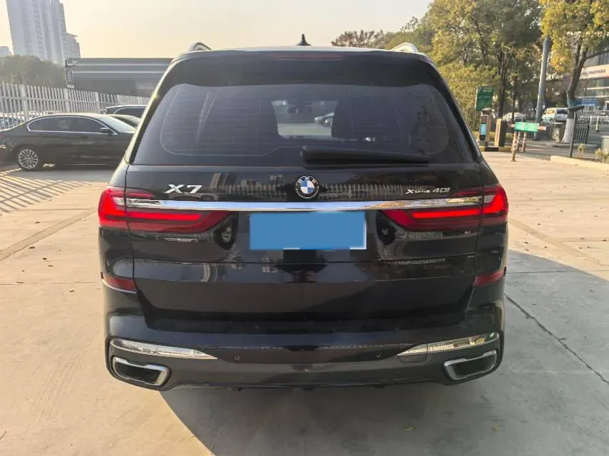 2021 BMW X7 3.0T 340HP L6 8AT,autocango,china used car exporter,china ev exporter,chinese used car exporter,chinese used ev exporter