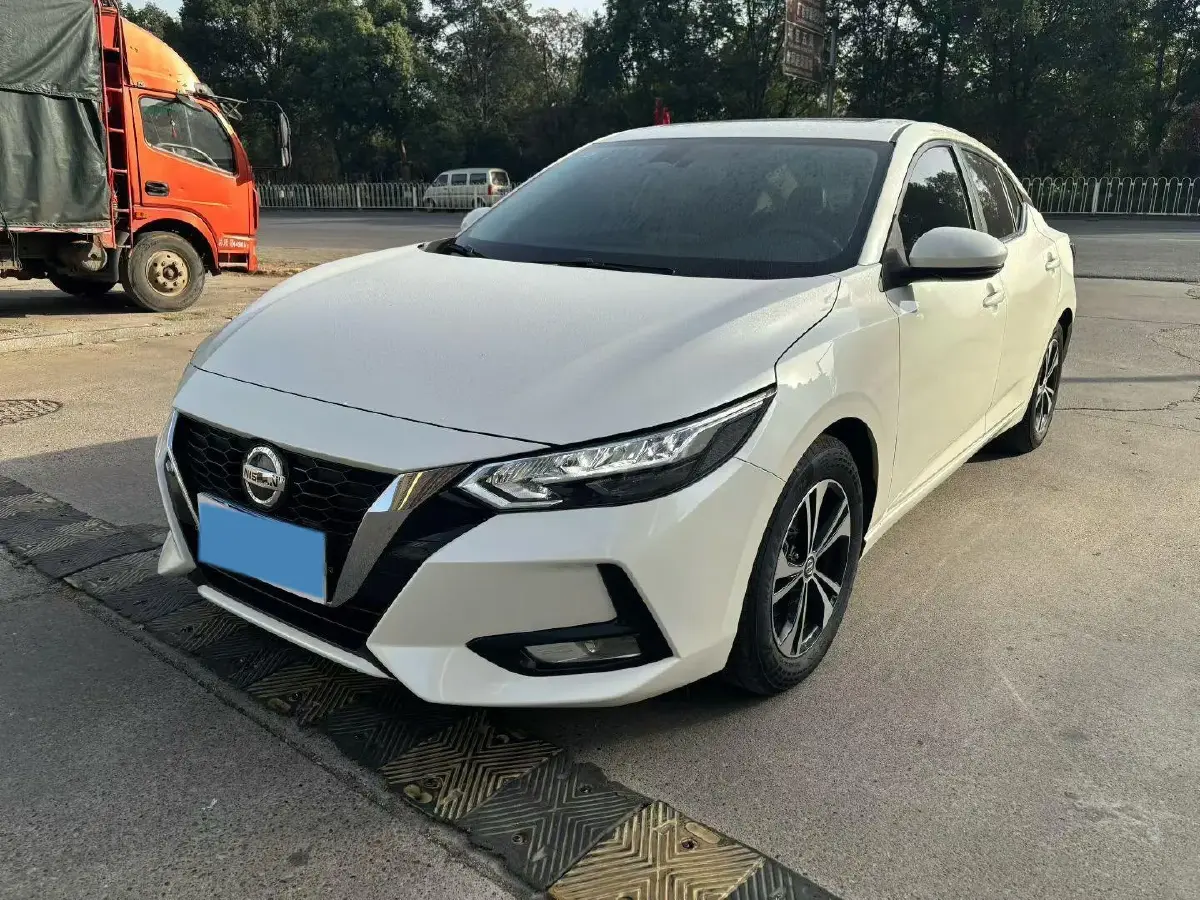 2022 Nissan Sylphy 1.6L 135HP L4 CVT