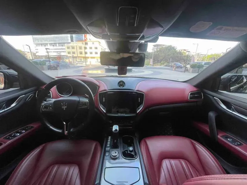 2019 Maserati Ghibli 3.0T 350HP V6 8AT,autocango,china used car exporter,china ev exporter,chinese used car exporter,chinese used ev exporter