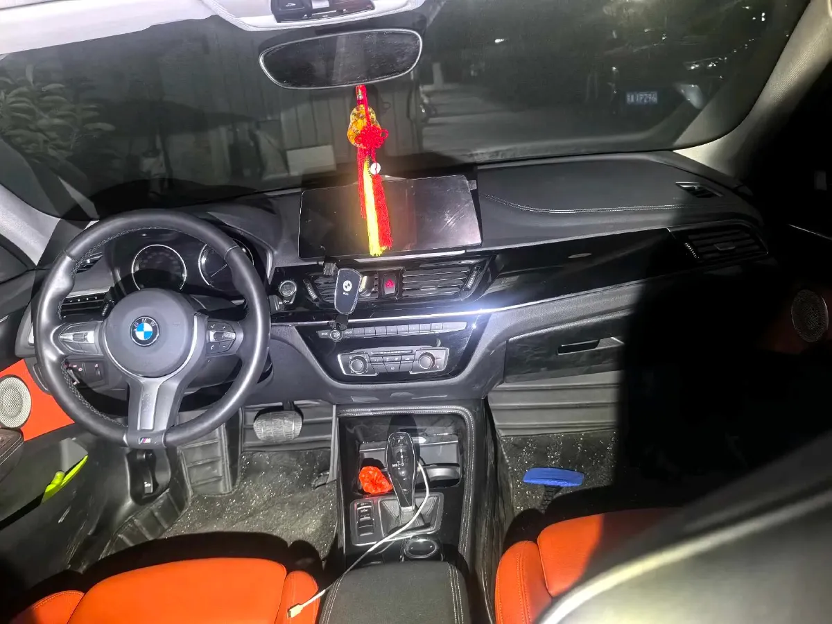 2022 BMW 1 Series 1.5T 140HP L3 7DCT,autocango,china used car exporter,china ev exporter,chinese used car exporter,chinese used ev exporter