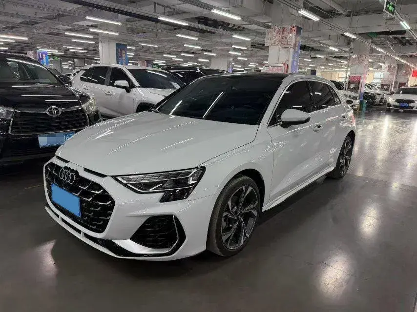 2025 Audi A3 1.5T 160HP L4 7DCT