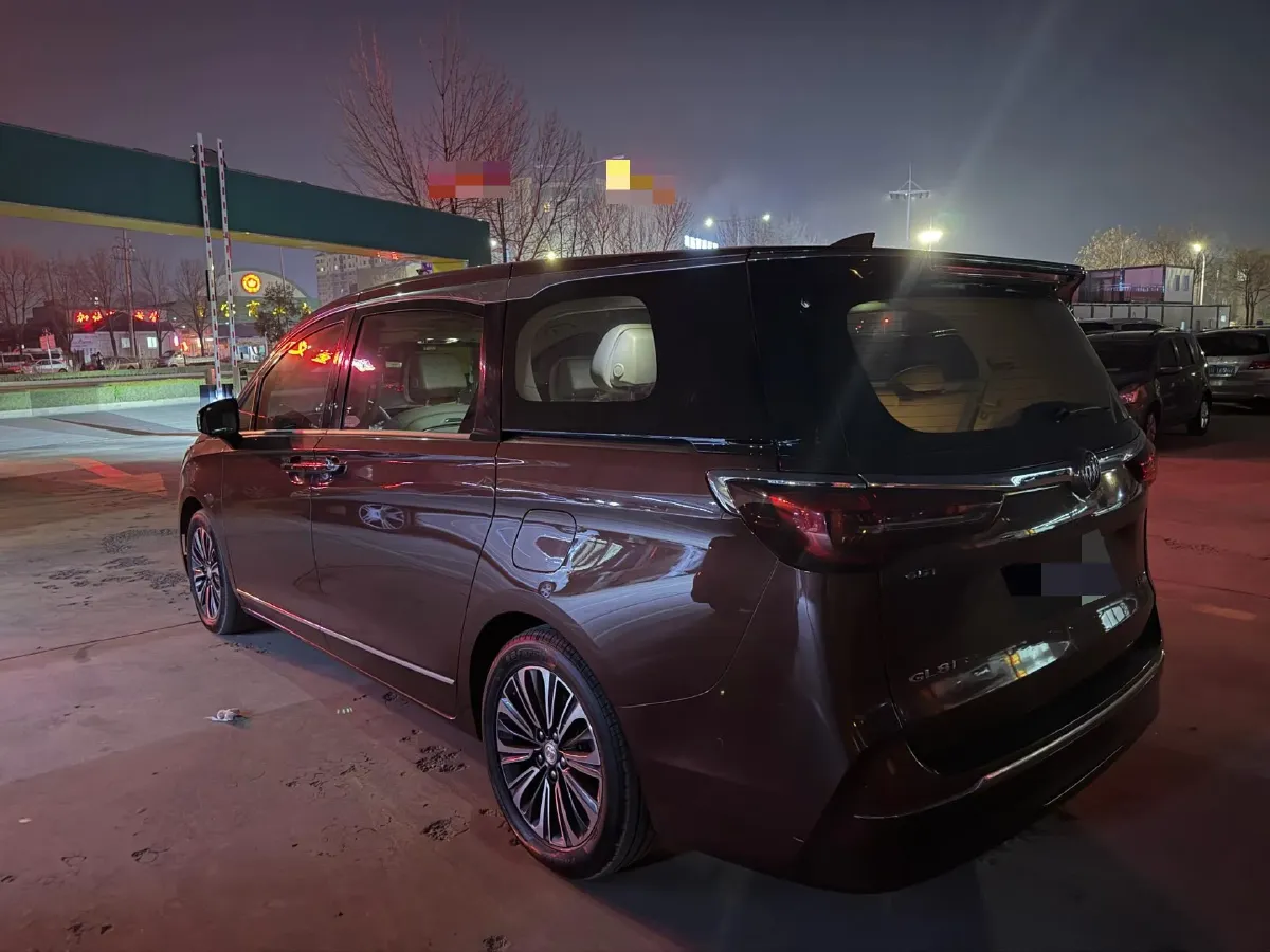 2022 Buick GL8 2.0T 237HP L4 9AT,autocango,china used car exporter,china ev exporter,chinese used car exporter,chinese used ev exporter