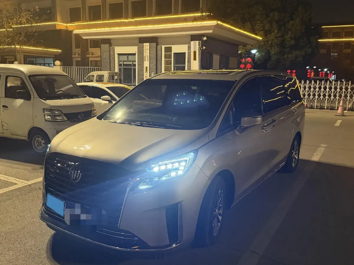 2023 Buick GL8 2.0T 237HP L4 9AT,autocango,china used car exporter,china ev exporter,chinese used car exporter,chinese used ev exporter