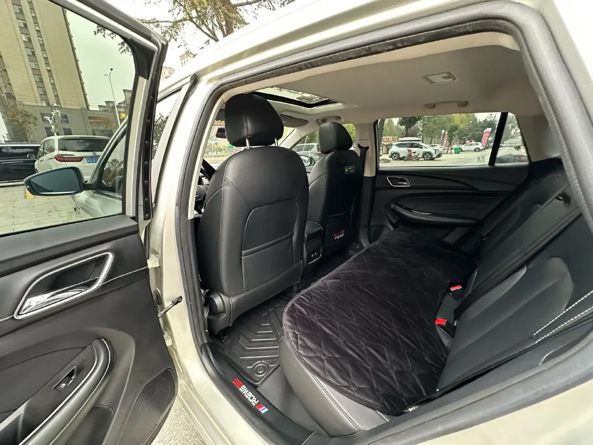 2019 Roewe Ei5 BEV 52.5KWH,autocango,china used car exporter,china ev exporter,chinese used car exporter,chinese used ev exporter