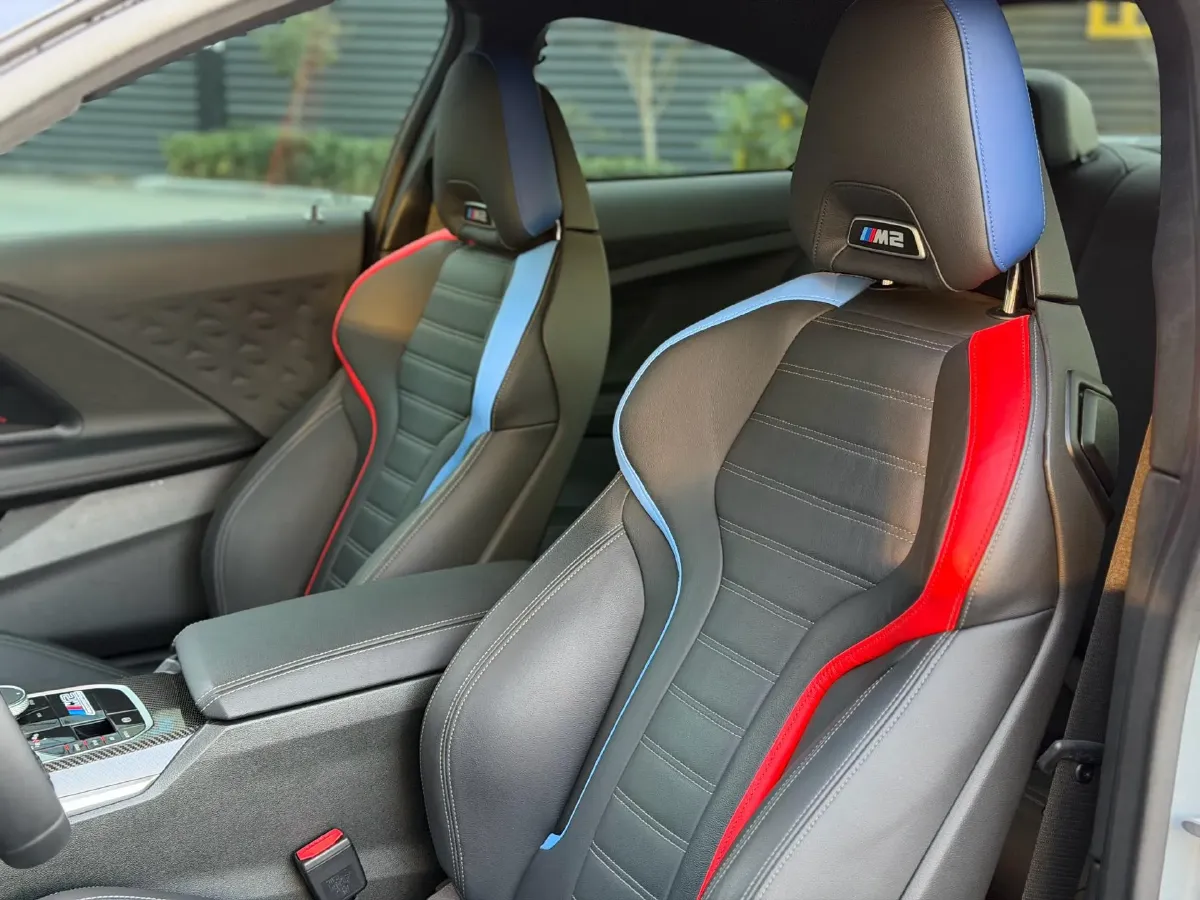 2023 BMW M2 3.0T 460HP L6 8AT,autocango,china used car exporter,china ev exporter,chinese used car exporter,chinese used ev exporter