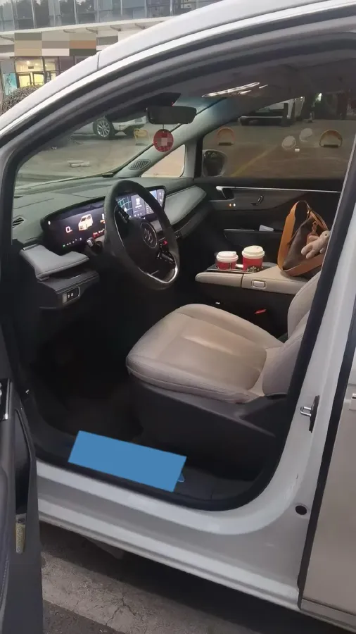 2025 Buick GL8 2.0T 237HP L4 9AT,autocango,china used car exporter,china ev exporter,chinese used car exporter,chinese used ev exporter