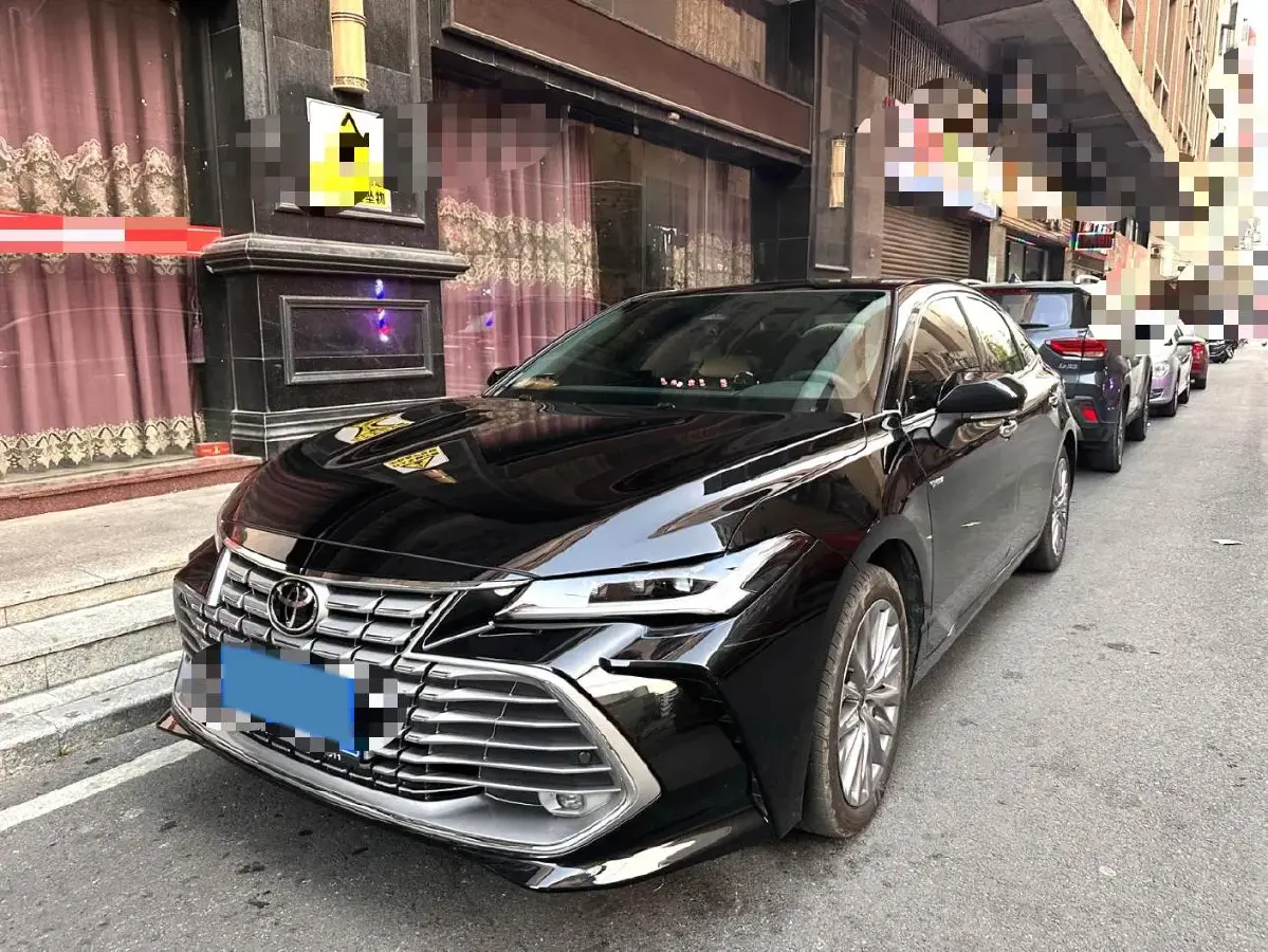 2024 Toyota Avalon 2.0L 152HP L4 E-CVT Hybrid