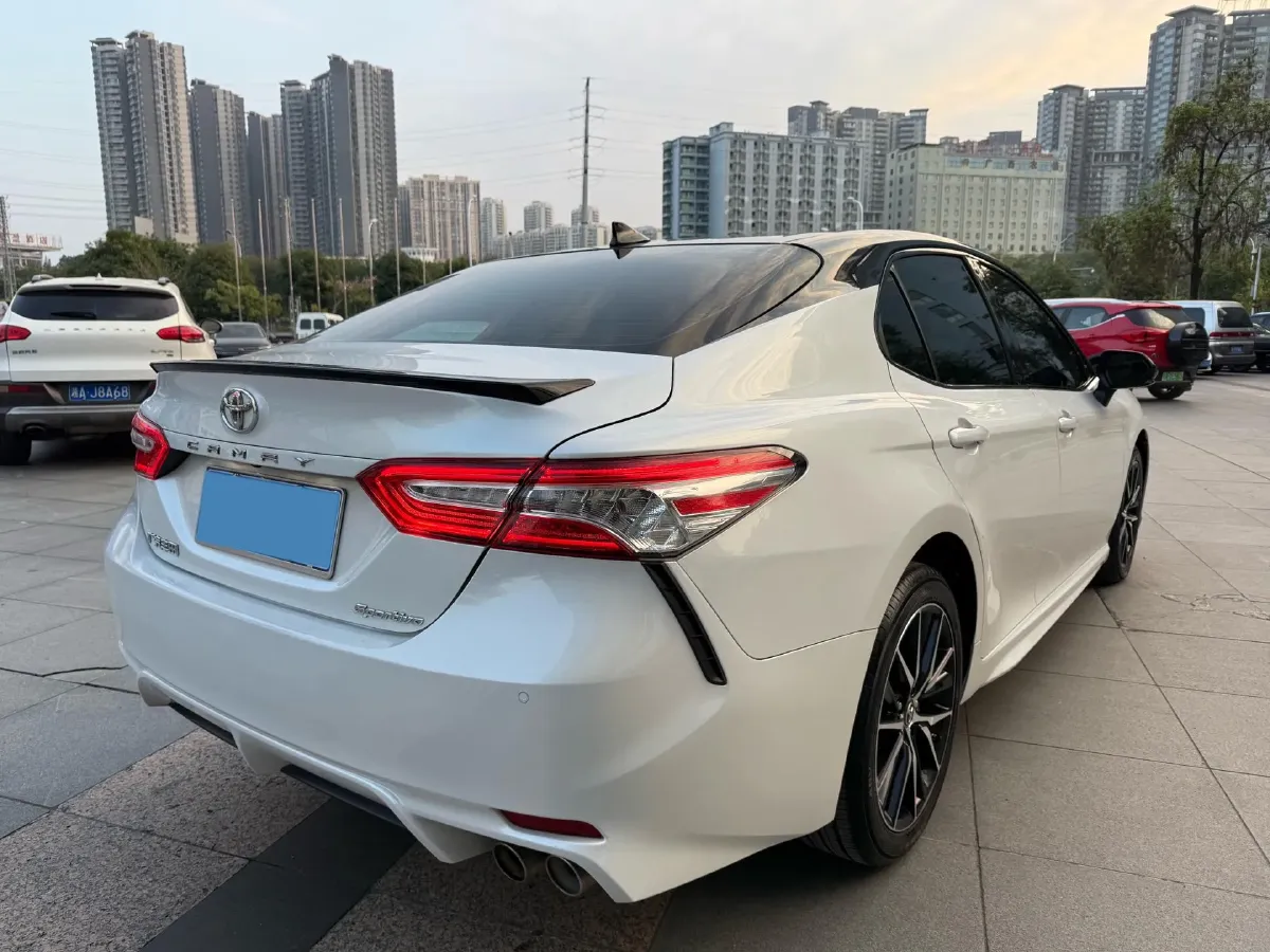 2021 Toyota Camry 2.0L 178HP L4 CVT,autocango,china used car exporter,china ev exporter,chinese used car exporter,chinese used ev exporter