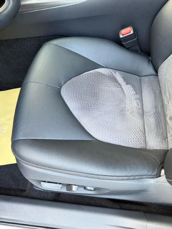 2021 Toyota Camry 2.0L 178HP L4 CVT,autocango,china used car exporter,china ev exporter,chinese used car exporter,chinese used ev exporter