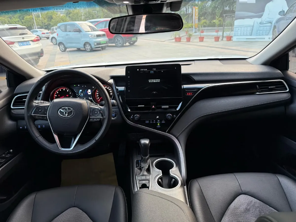 2021 Toyota Camry 2.0L 178HP L4 CVT,autocango,china used car exporter,china ev exporter,chinese used car exporter,chinese used ev exporter