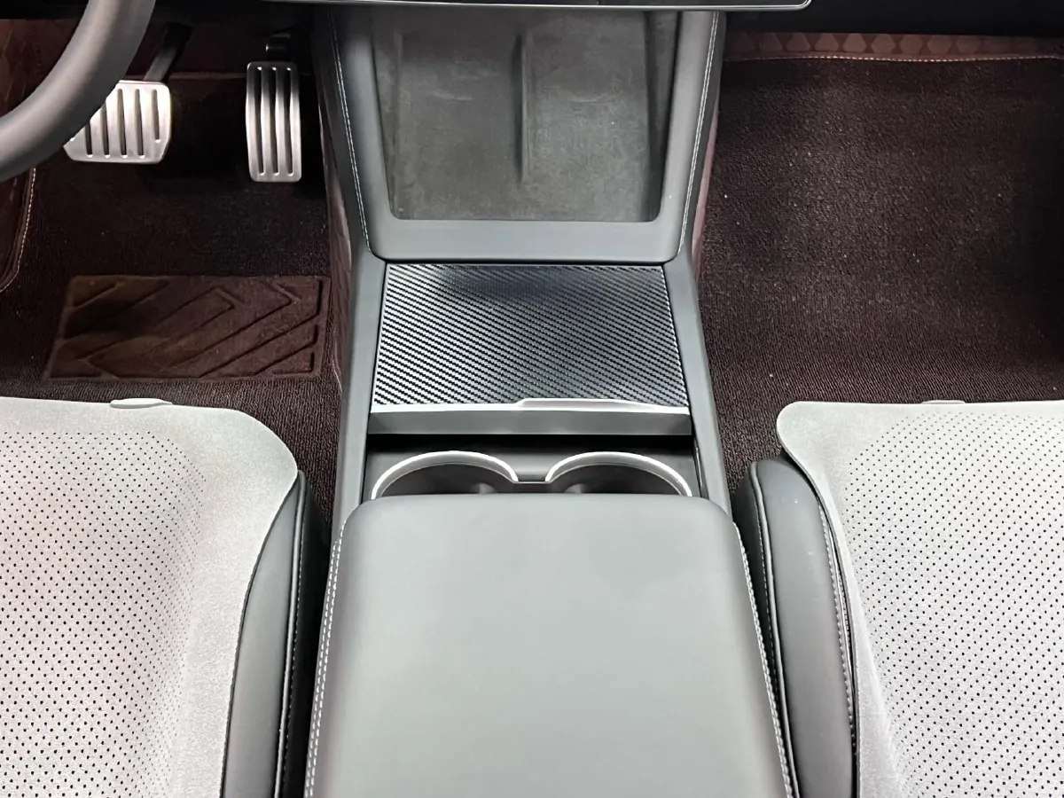 2024 Audi Q3 2.0T 220HP L4 7DCT,autocango,china used car exporter,china ev exporter,chinese used car exporter,chinese used ev exporter