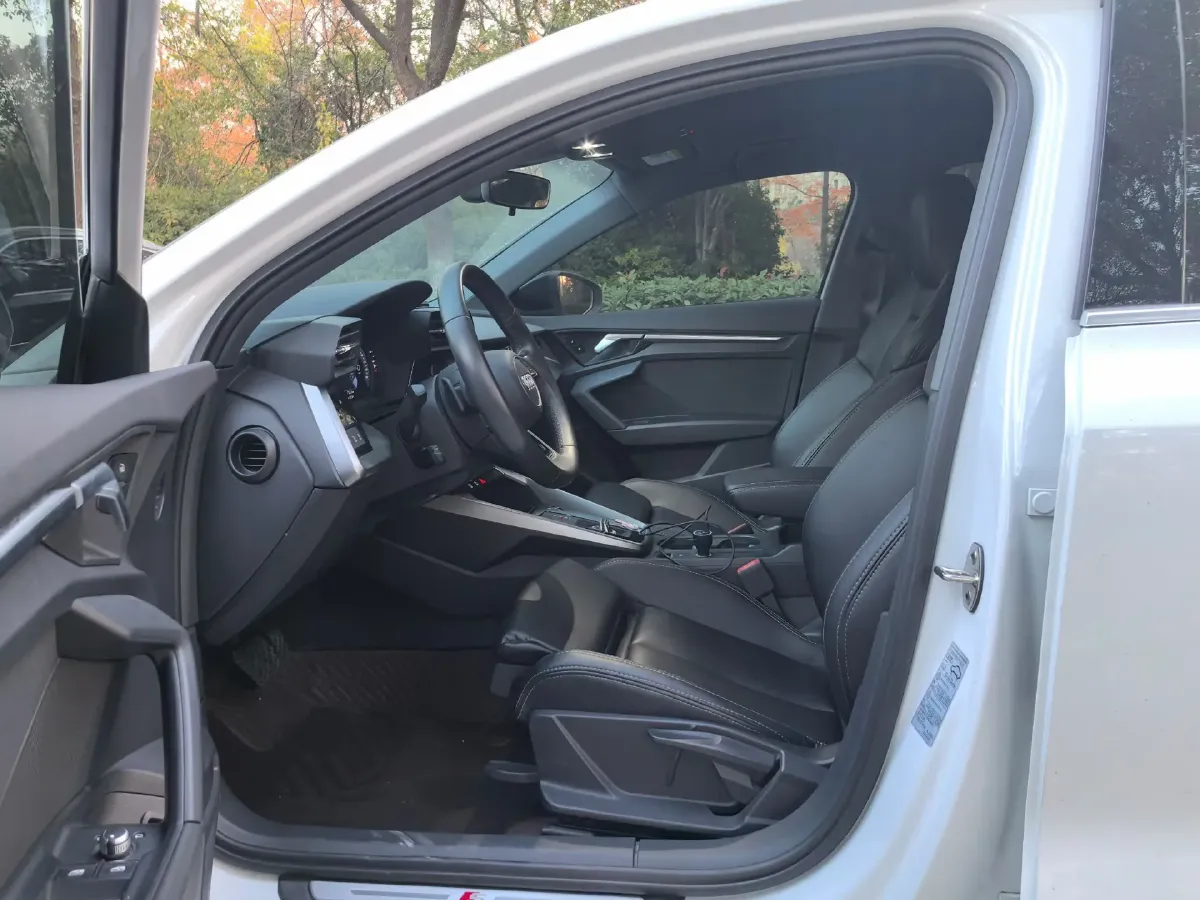 2022 Audi A3 1.4T 150HP L4 7DCT,autocango,china used car exporter,china ev exporter,chinese used car exporter,chinese used ev exporter