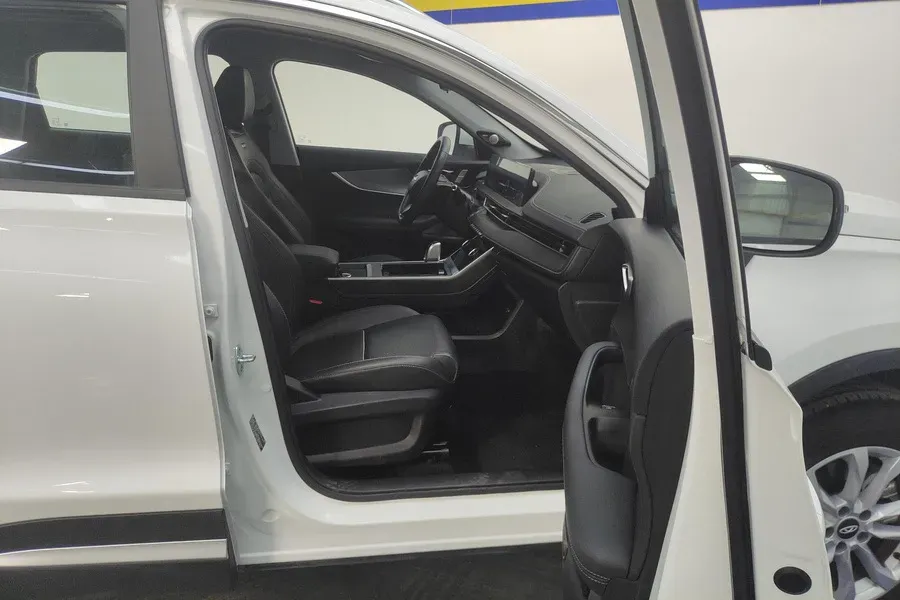 2023 Chery Tiggo 7 Plus 1.5T 156HP L4 CVT,autocango,china used car exporter,china ev exporter,chinese used car exporter,chinese used ev exporter