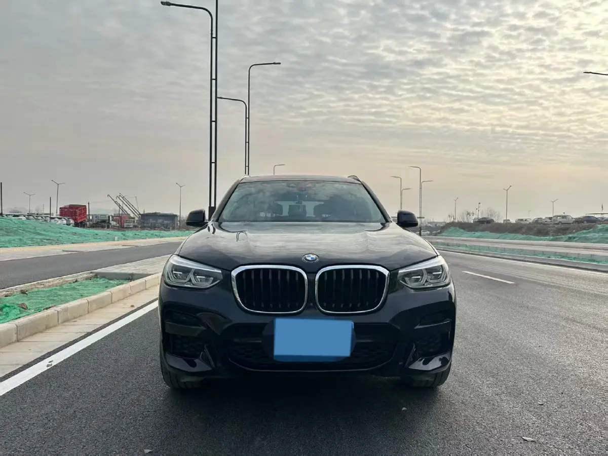 2021 BMW X3 2.0T 224HP L4 8AT,autocango,china used car exporter,china ev exporter,chinese used car exporter,chinese used ev exporter