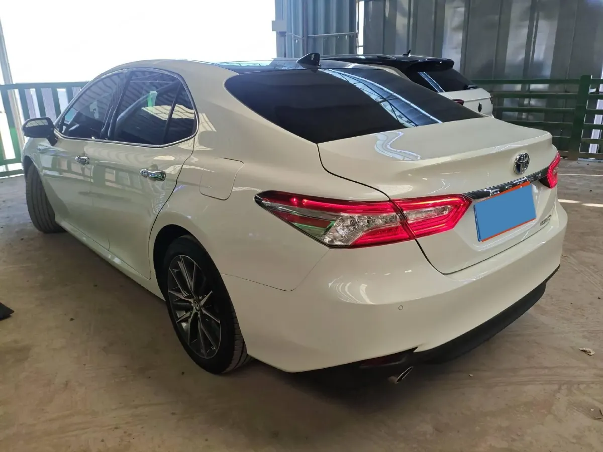 2021 Toyota Camry 2.5L 178HP L4 E-CVT Hybrid,autocango,china used car exporter,china ev exporter,chinese used car exporter,chinese used ev exporter