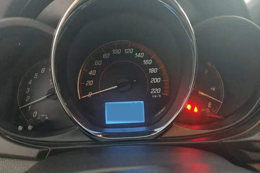 2021 Toyota Yaris L 1.5L 112HP L4 CVT,autocango,china used car exporter,china ev exporter,chinese used car exporter,chinese used ev exporter