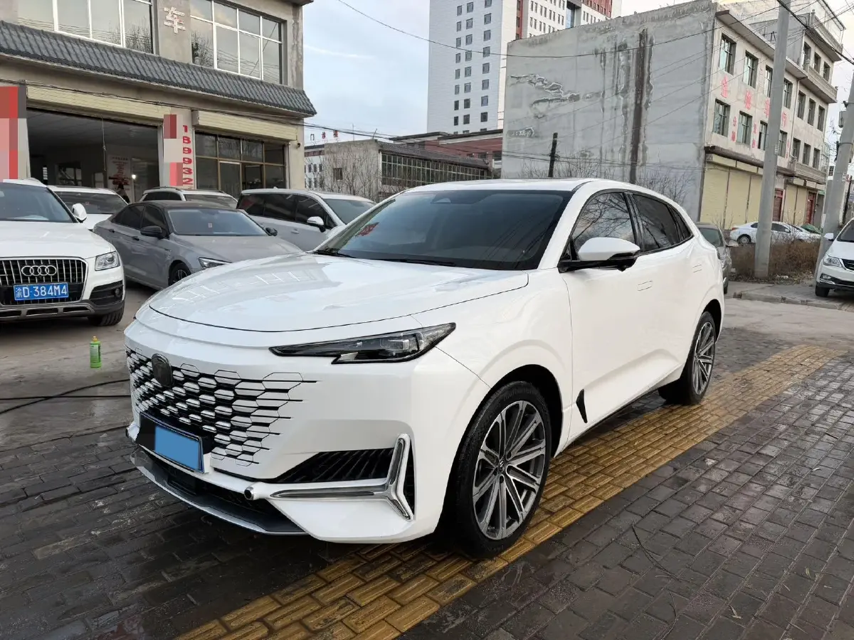 2021 ChangAn UNI-K 2.0T 233HP L4 8AT