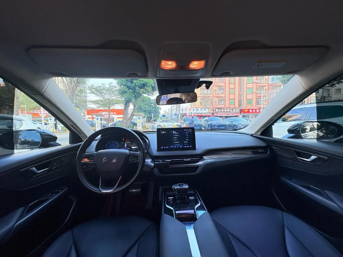 2022 HongQi E-QM5 BEV 56KWH,autocango,china used car exporter,china ev exporter,chinese used car exporter,chinese used ev exporter