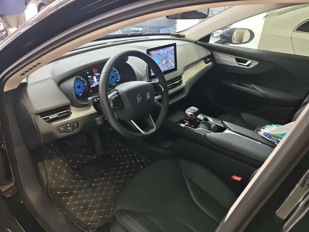 2024 HongQi E-QM5 BEV 72KWH,autocango,china used car exporter,china ev exporter,chinese used car exporter,chinese used ev exporter