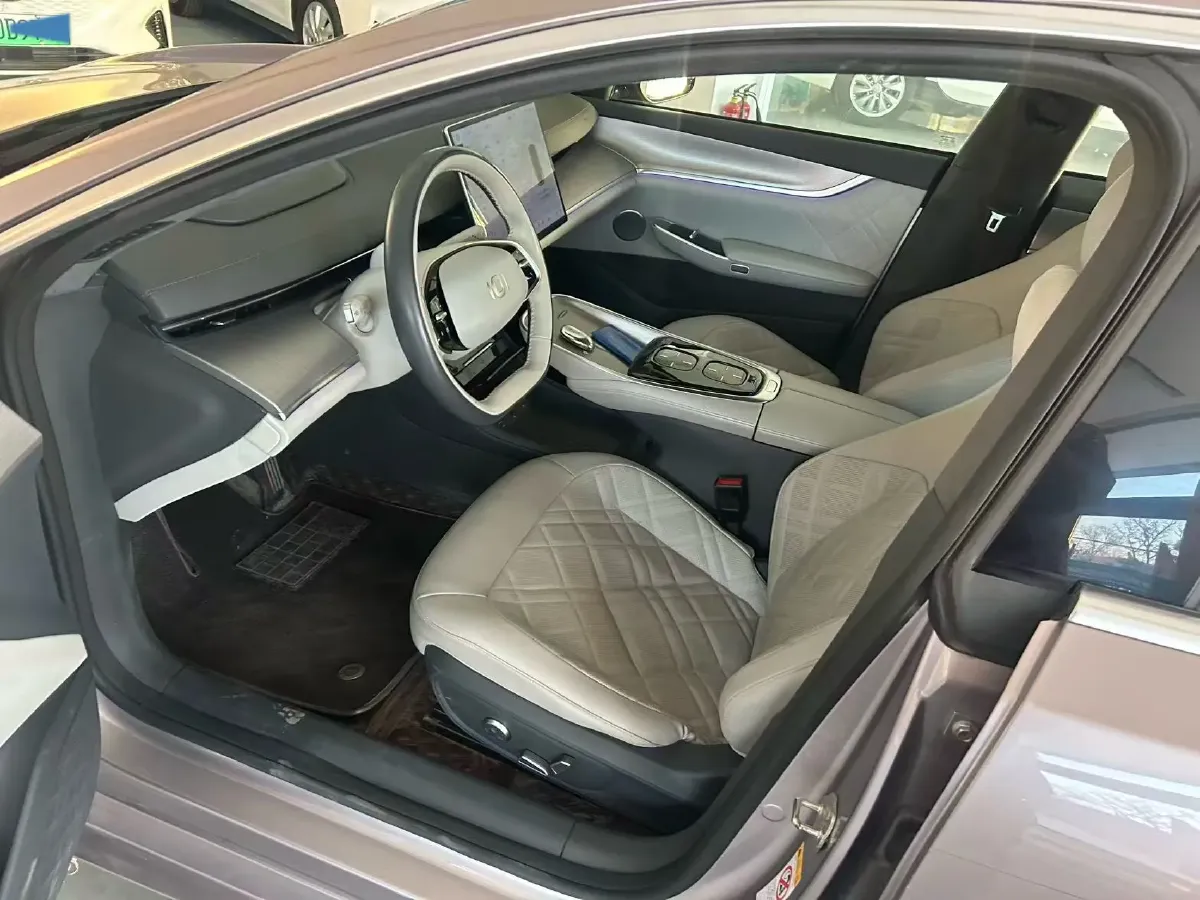 2023 ChangAn QiYuan A07 1.5L 95HP L4 REEV 28.4KWH,autocango,china used car exporter,china ev exporter,chinese used car exporter,chinese used ev exporter