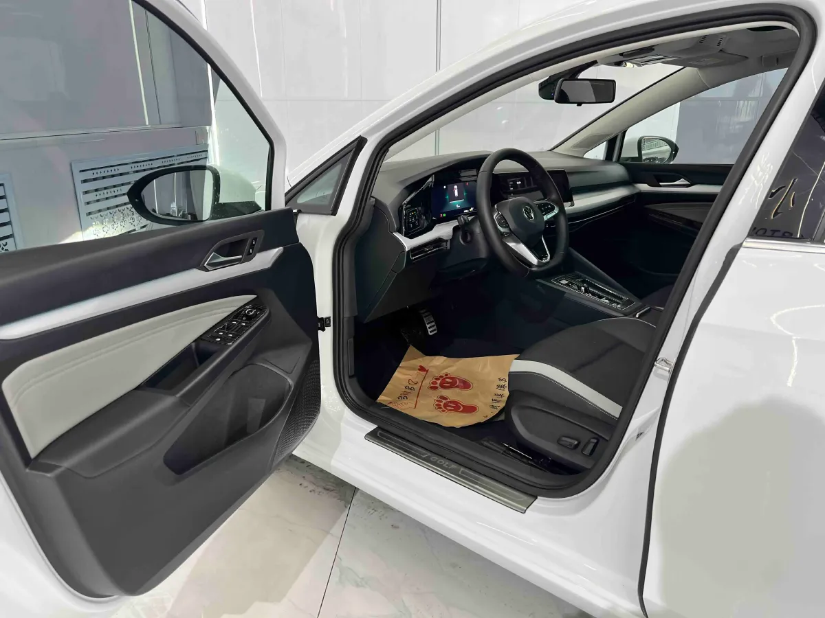 2021 Volkswagen Golf 1.4T 150HP L4 7DCT,autocango,china used car exporter,china ev exporter,chinese used car exporter,chinese used ev exporter