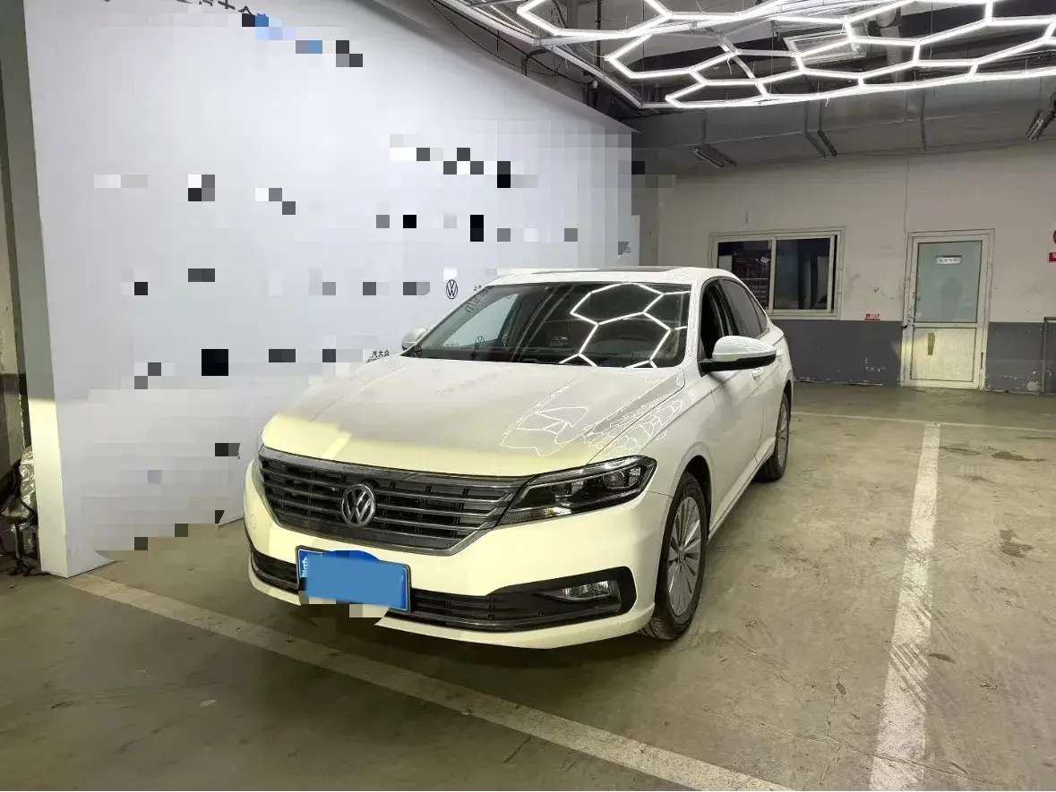 2018 Landwind XiaoYao 1.5T 163HP L4 CVT
