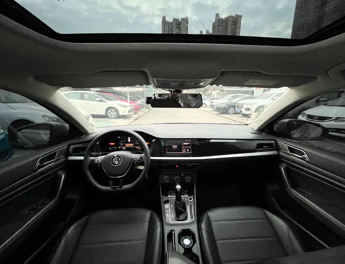 2021 Volkswagen Lavida 1.5L 113HP L4 6AT,autocango,china used car exporter,china ev exporter,chinese used car exporter,chinese used ev exporter