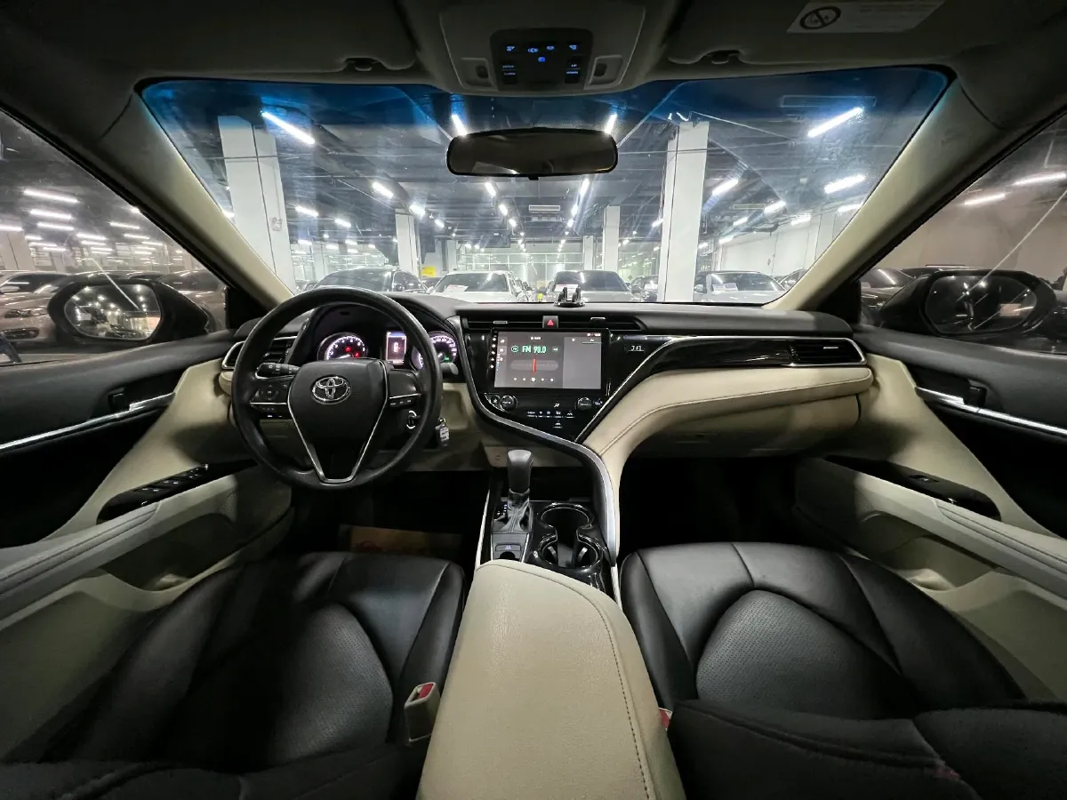 2019 Toyota Camry 2.0L 178HP L4 CVT,autocango,china used car exporter,china ev exporter,chinese used car exporter,chinese used ev exporter