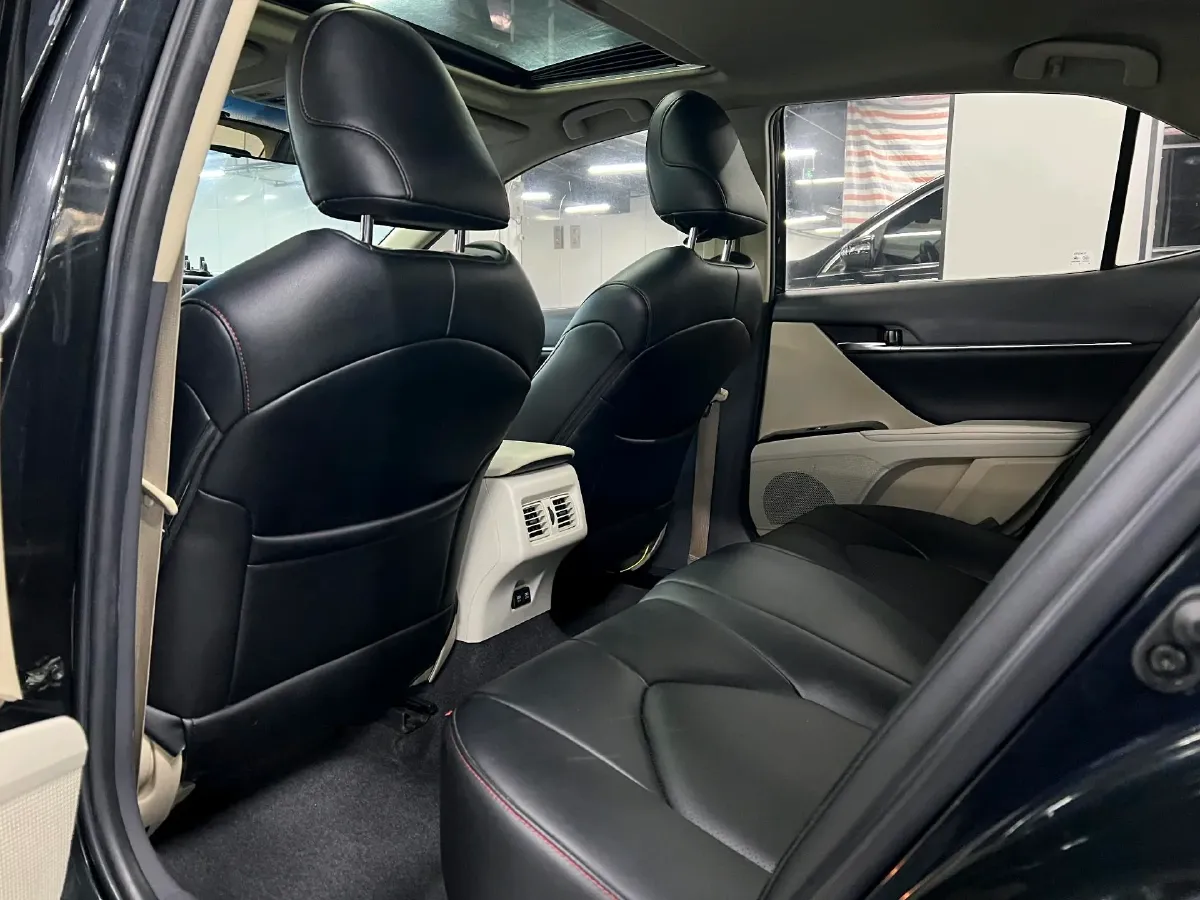 2019 Toyota Camry 2.0L 178HP L4 CVT,autocango,china used car exporter,china ev exporter,chinese used car exporter,chinese used ev exporter