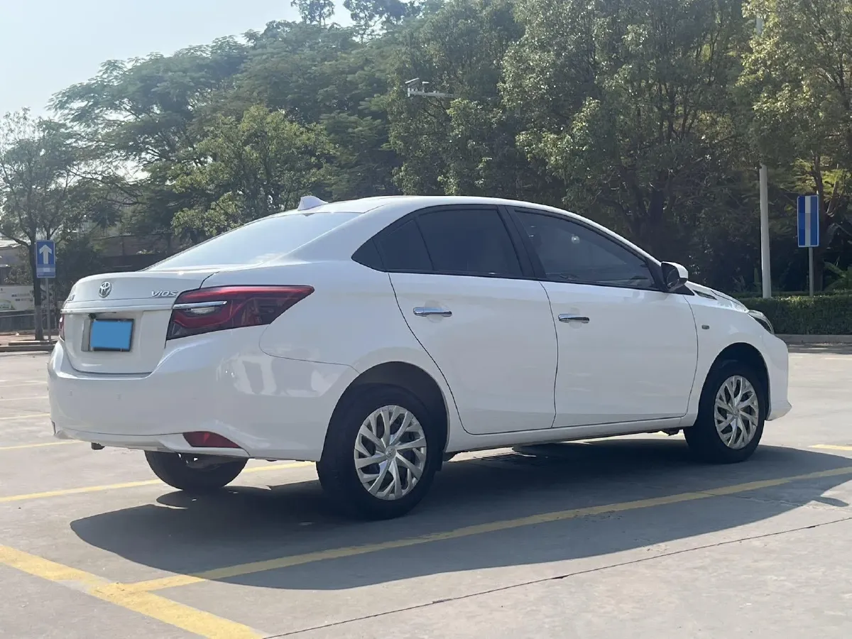 2022 Toyota Vios 1.5L 112HP L4 CVT,autocango,china used car exporter,china ev exporter,chinese used car exporter,chinese used ev exporter