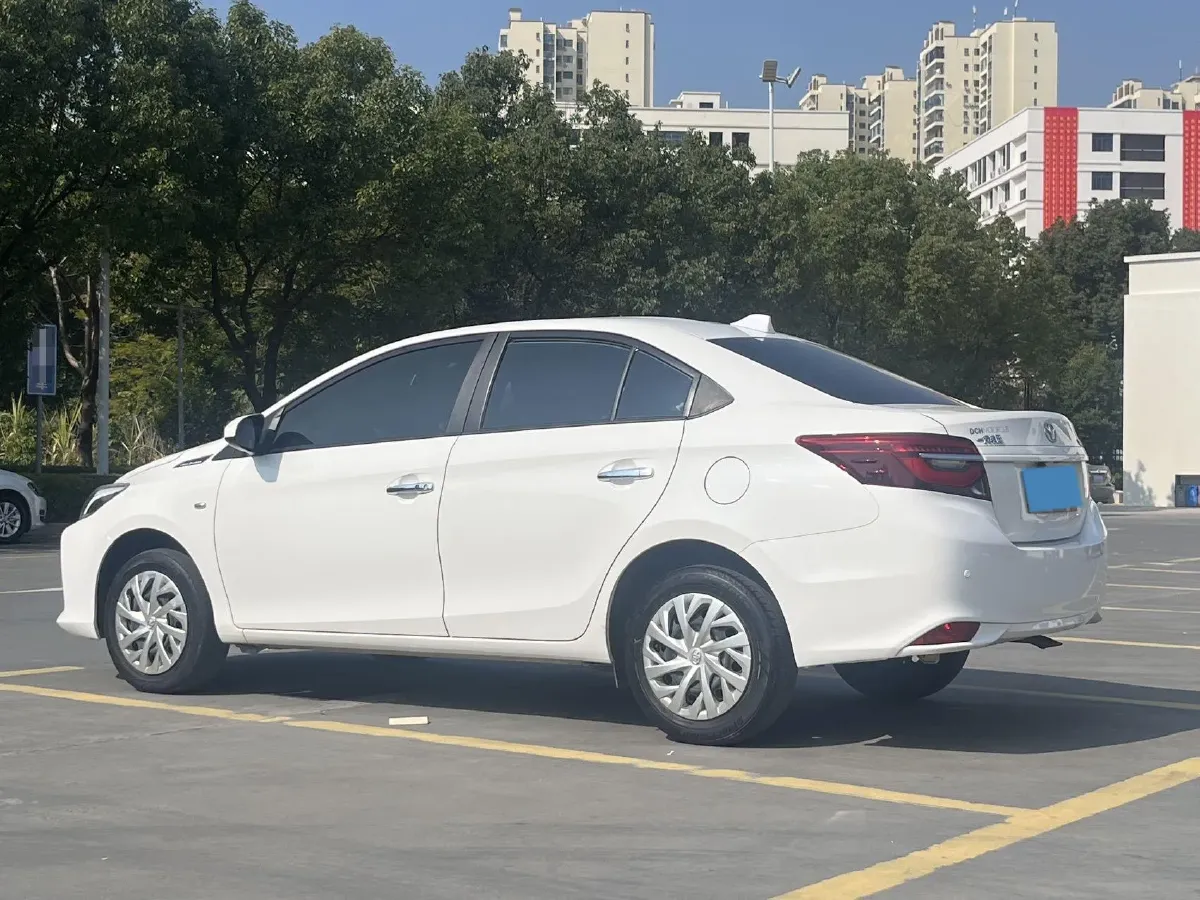 2022 Toyota Vios 1.5L 112HP L4 CVT,autocango,china used car exporter,china ev exporter,chinese used car exporter,chinese used ev exporter