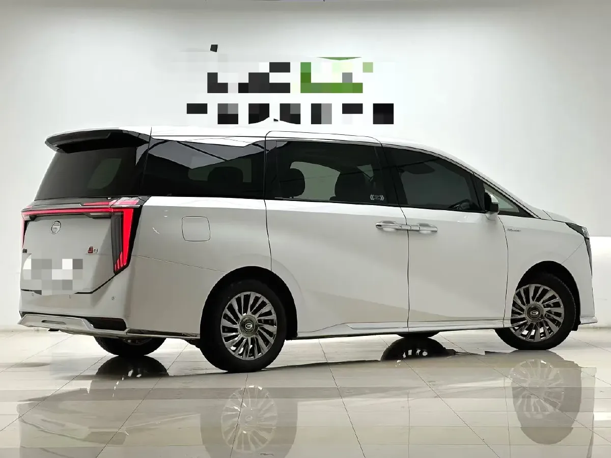 2024 GAC Trumpchi M8 2.0T 252HP L4 8AT,autocango,china used car exporter,china ev exporter,chinese used car exporter,chinese used ev exporter