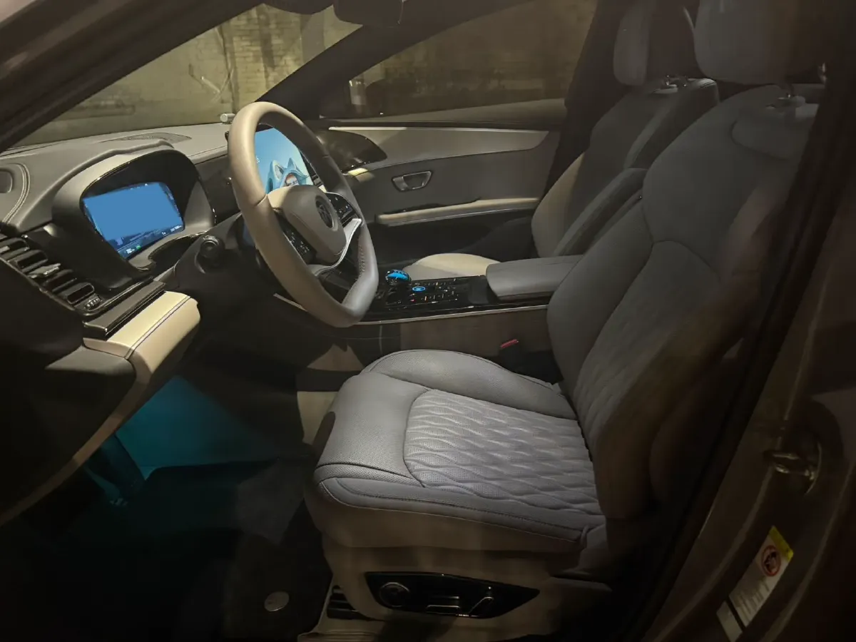 2025 BYD Han 1.5T 156HP L4 E-CVT PHEV,autocango,china used car exporter,china ev exporter,chinese used car exporter,chinese used ev exporter