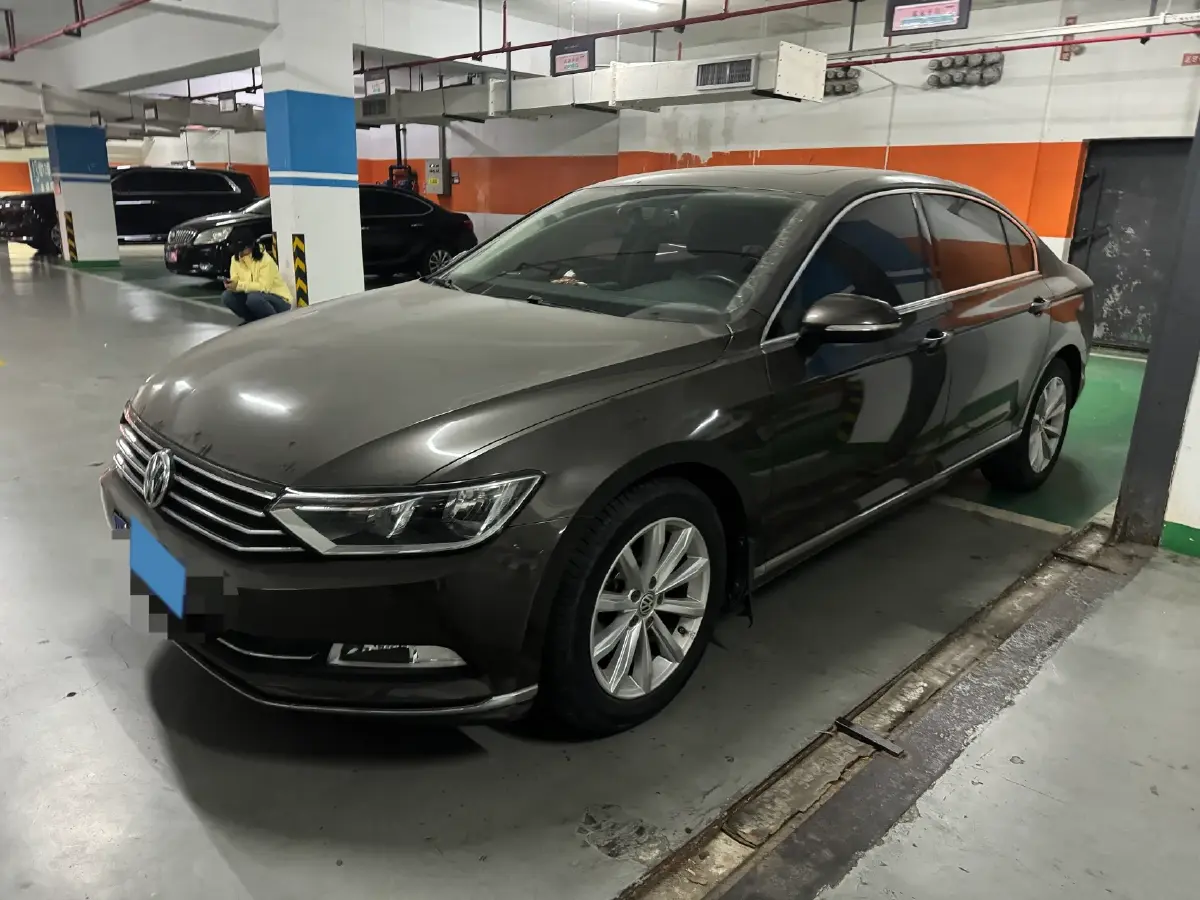 2017 Volkswagen Magotan 1.8T 180HP L4 7DCT
