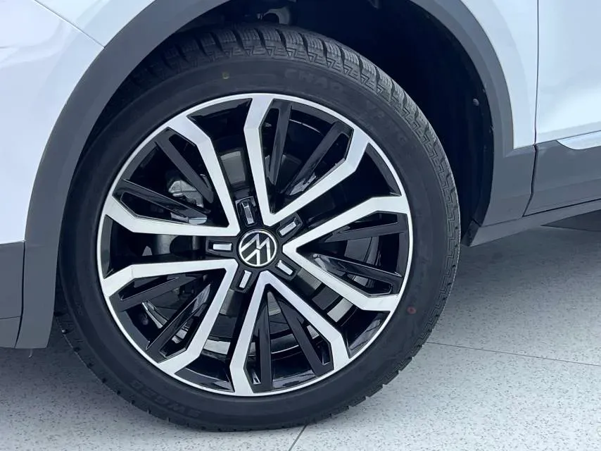 2022 Volkswagen T-Roc 1.4T 150HP L4 7DCT,autocango,china used car exporter,china ev exporter,chinese used car exporter,chinese used ev exporter