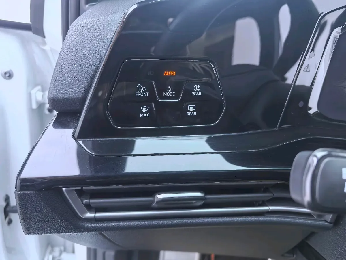 2021 Volkswagen Golf 1.4T 150HP L4 7DCT,autocango,china used car exporter,china ev exporter,chinese used car exporter,chinese used ev exporter